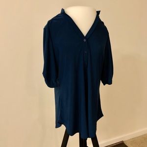 Blue Semiformal Half-Buttoned Blouse